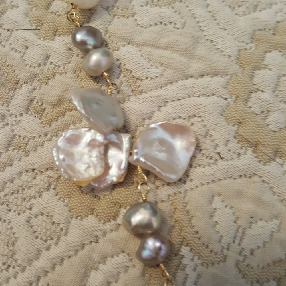 Beautiful necklace - Picture 3 of 3